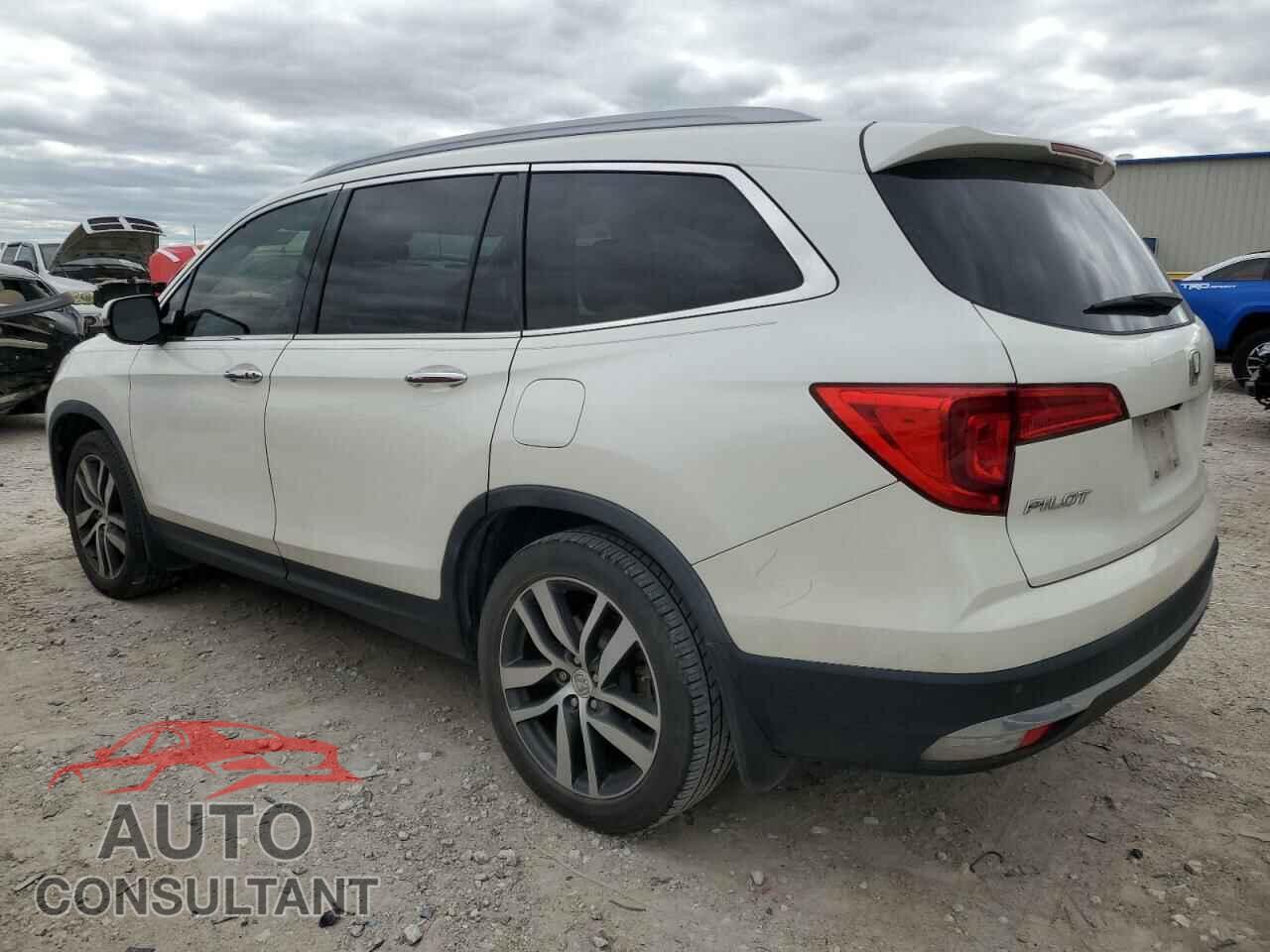 HONDA PILOT 2017 - 5FNYF5H96HB046334