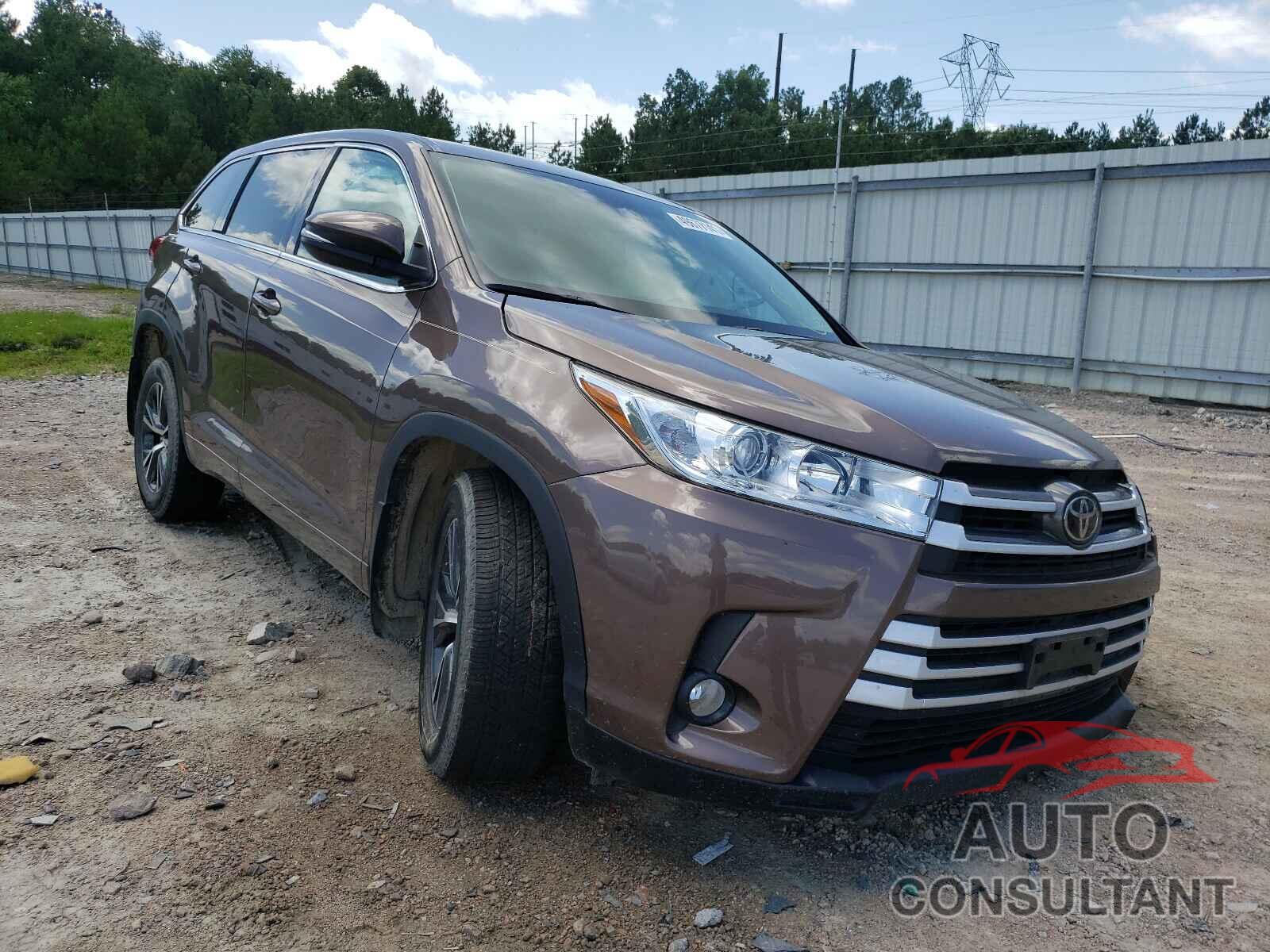 TOYOTA HIGHLANDER 2018 - 5TDBZRFH4JS489114