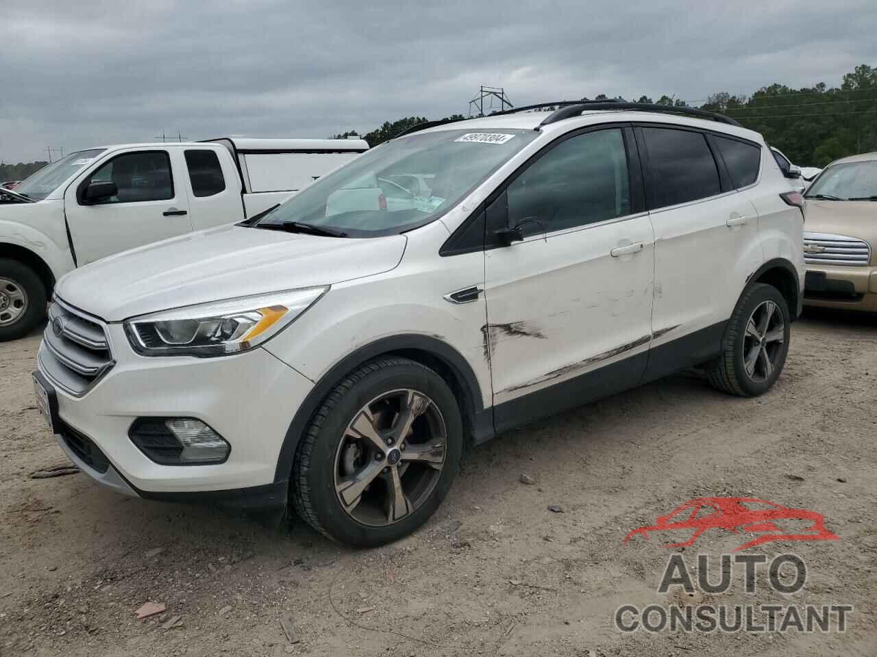 FORD ESCAPE 2017 - 1FMCU0GD7HUC07060