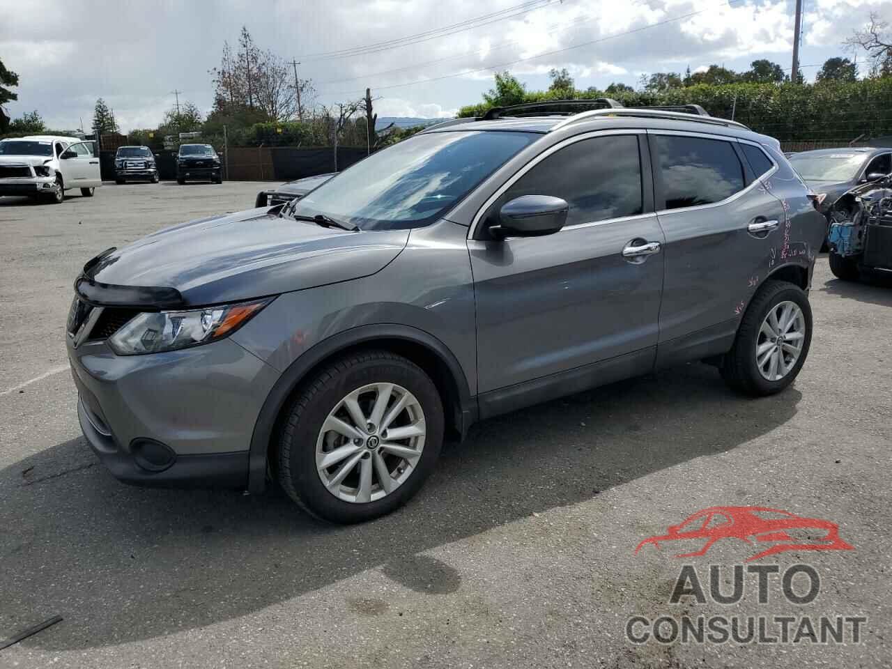 NISSAN ROGUE 2019 - JN1BJ1CR1KW626892