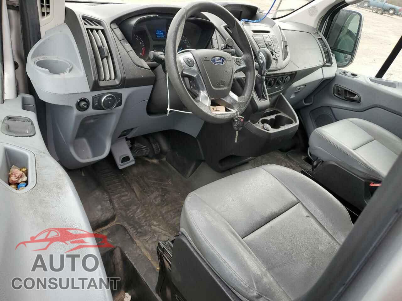 FORD TRANSIT 2018 - 1FTYR1ZM4JKA08841