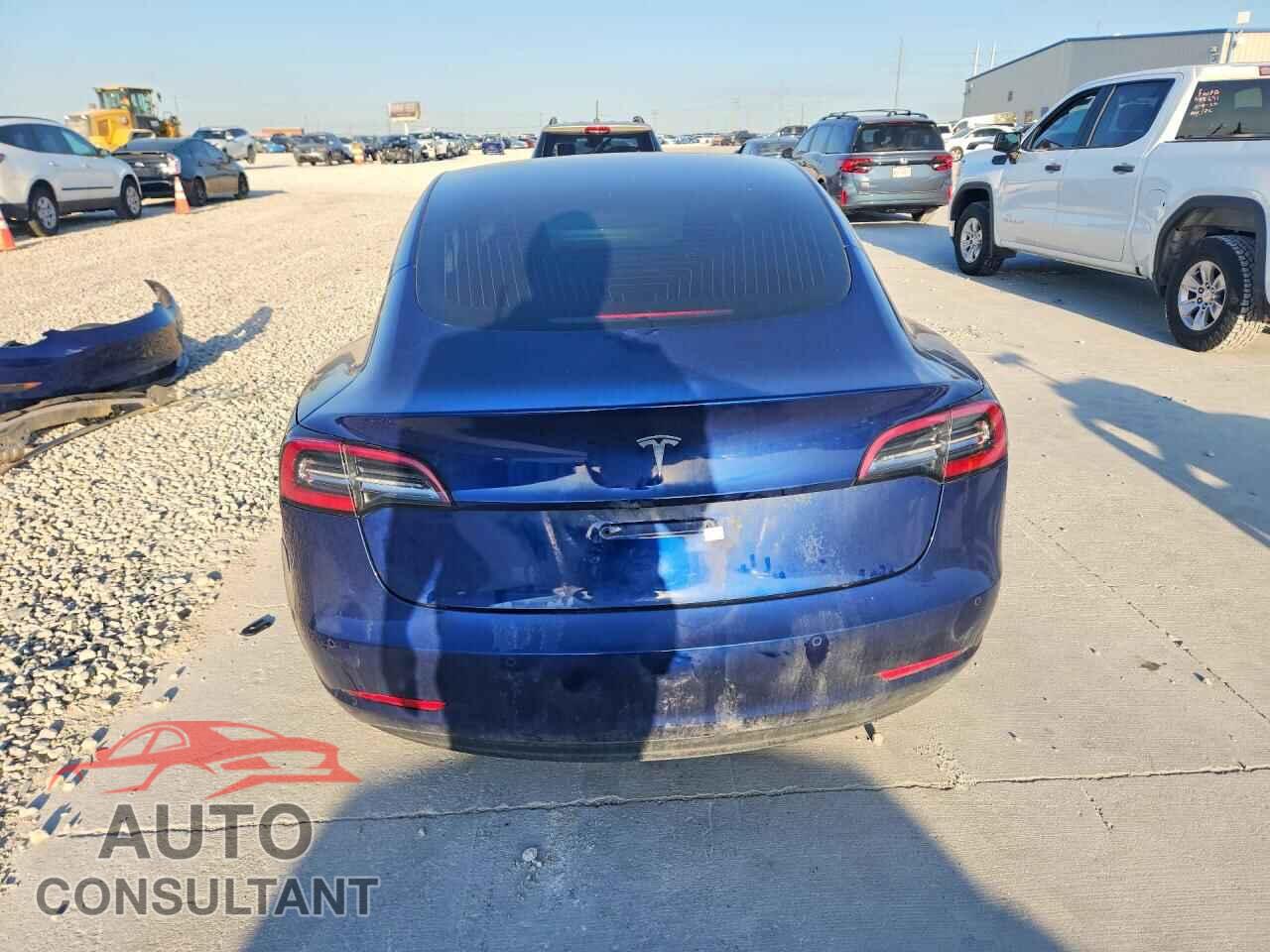 TESLA MODEL 3 2020 - 5YJ3E1EB5LF617625
