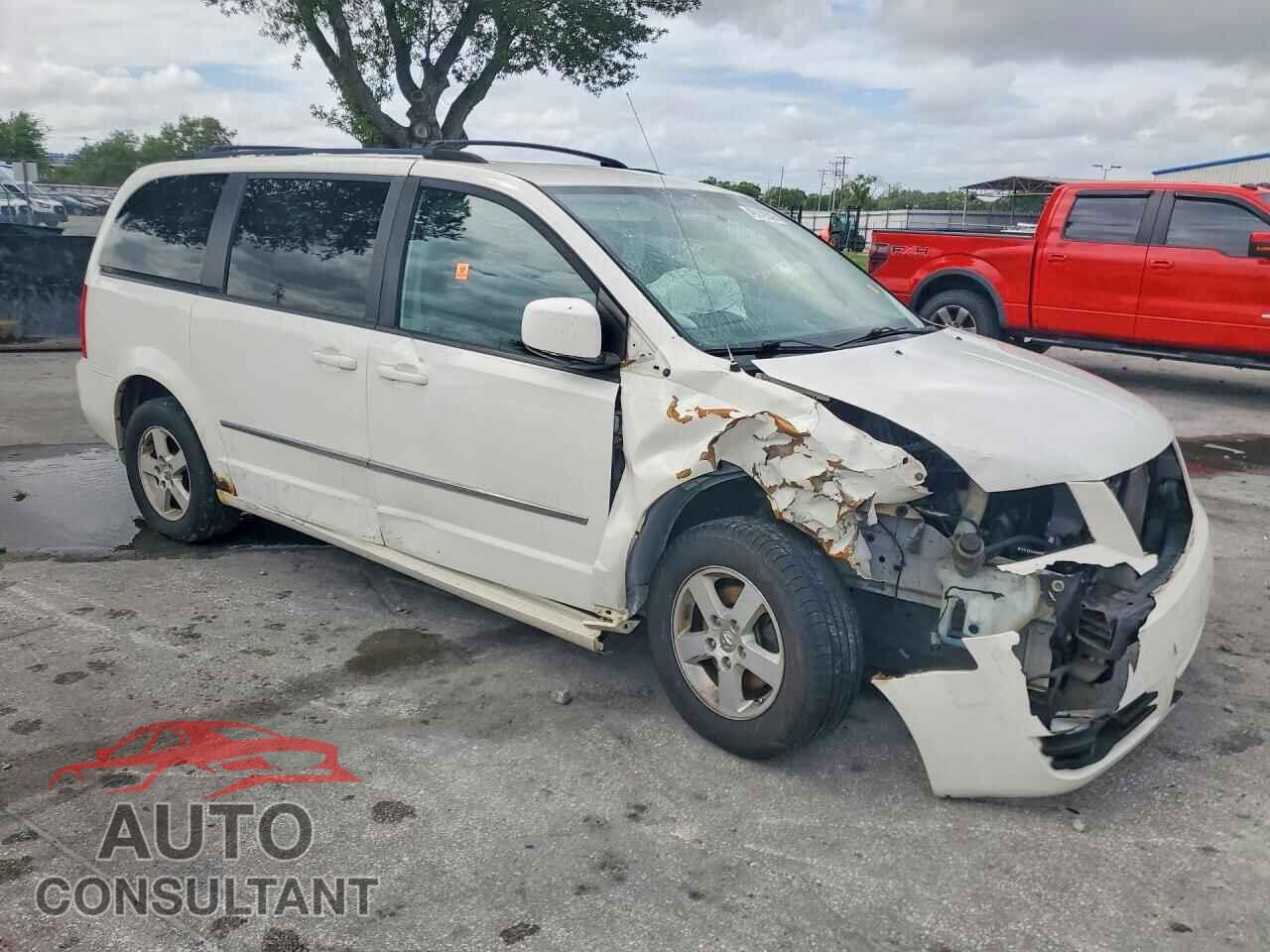 DODGE CARAVAN 2010 - 2D4RN5D11AR211582