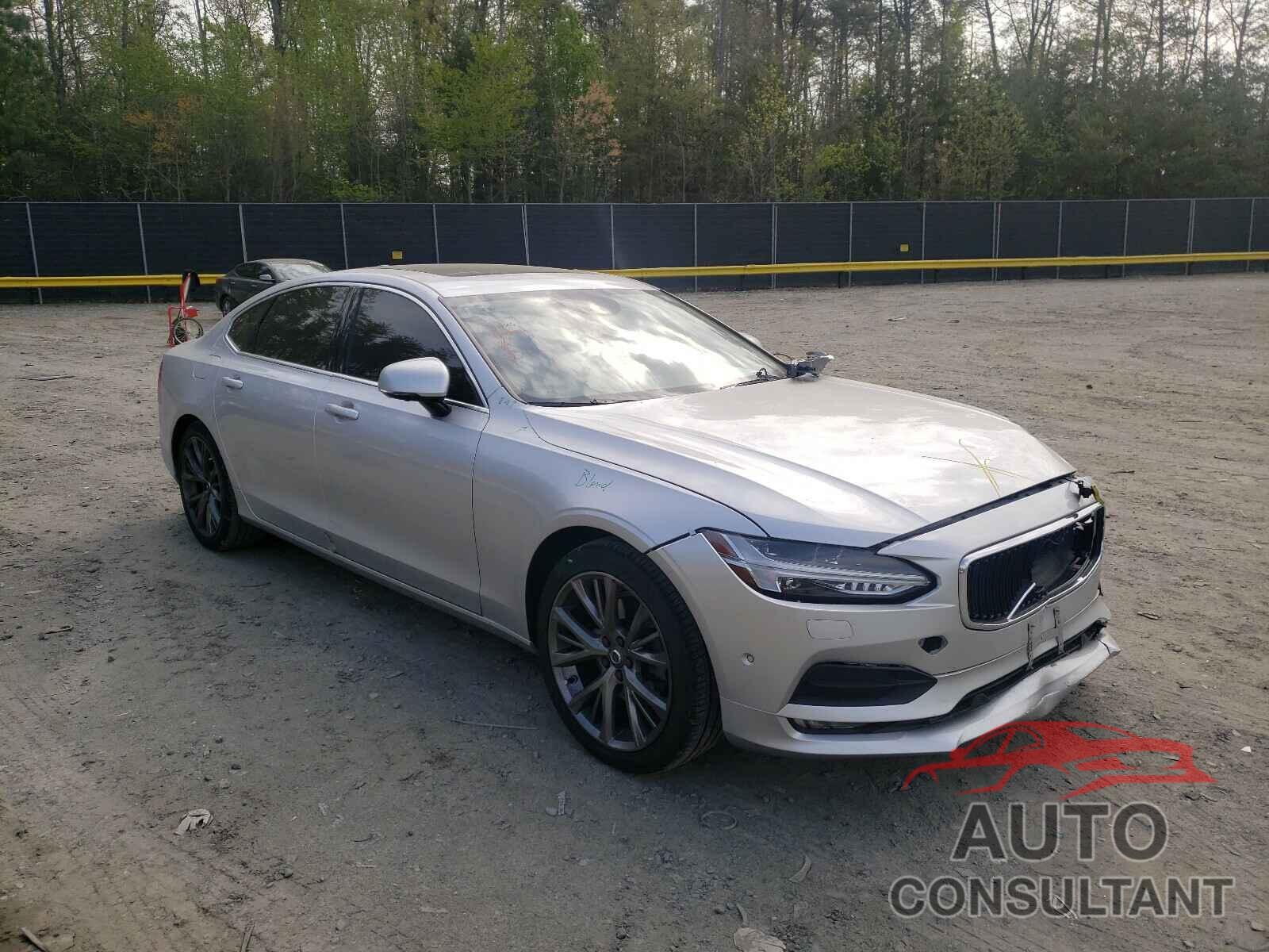 VOLVO S90 2018 - LVY982MK7JP008184