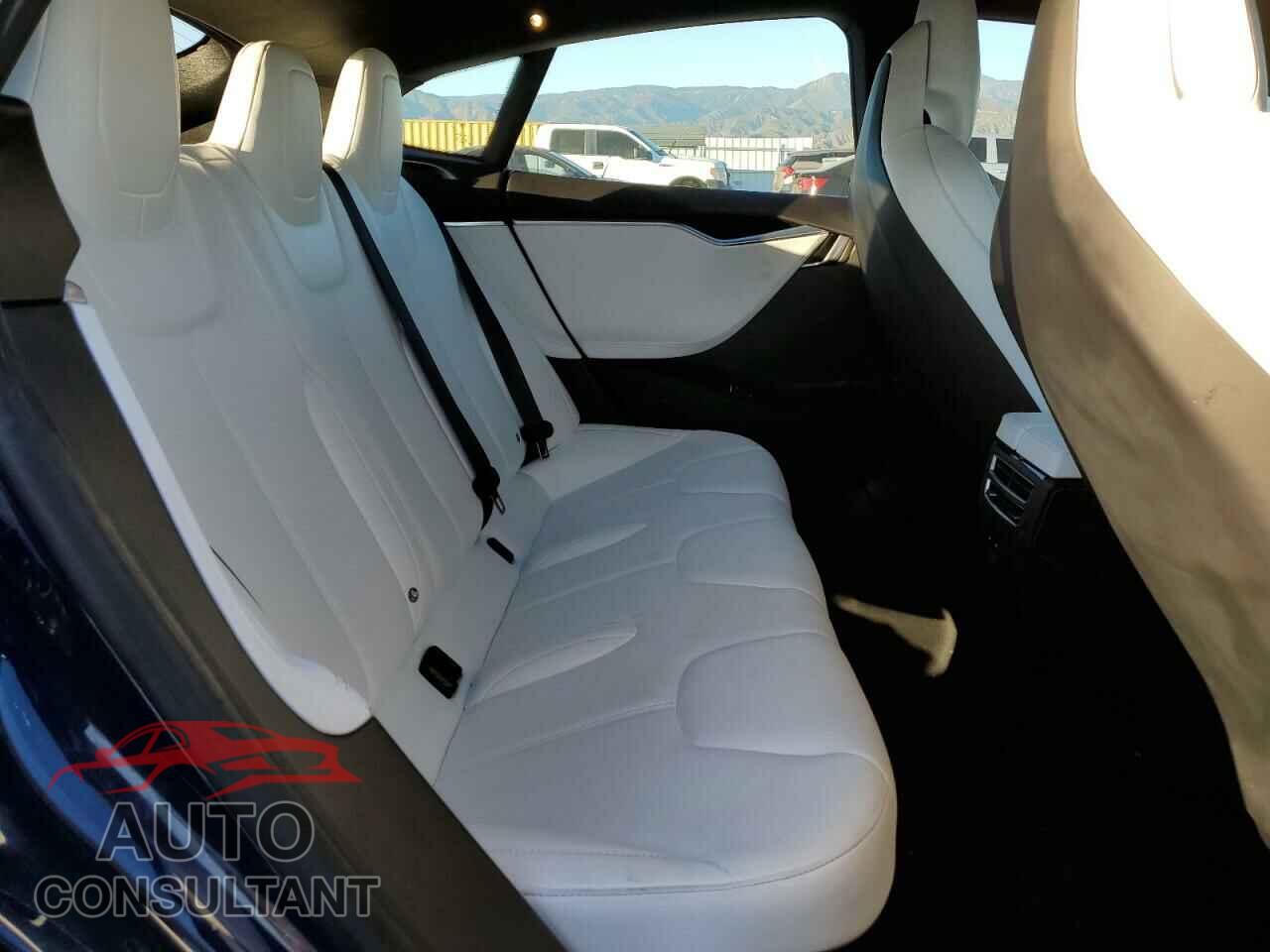 TESLA MODEL S 2017 - 5YJSA1E18HF202854