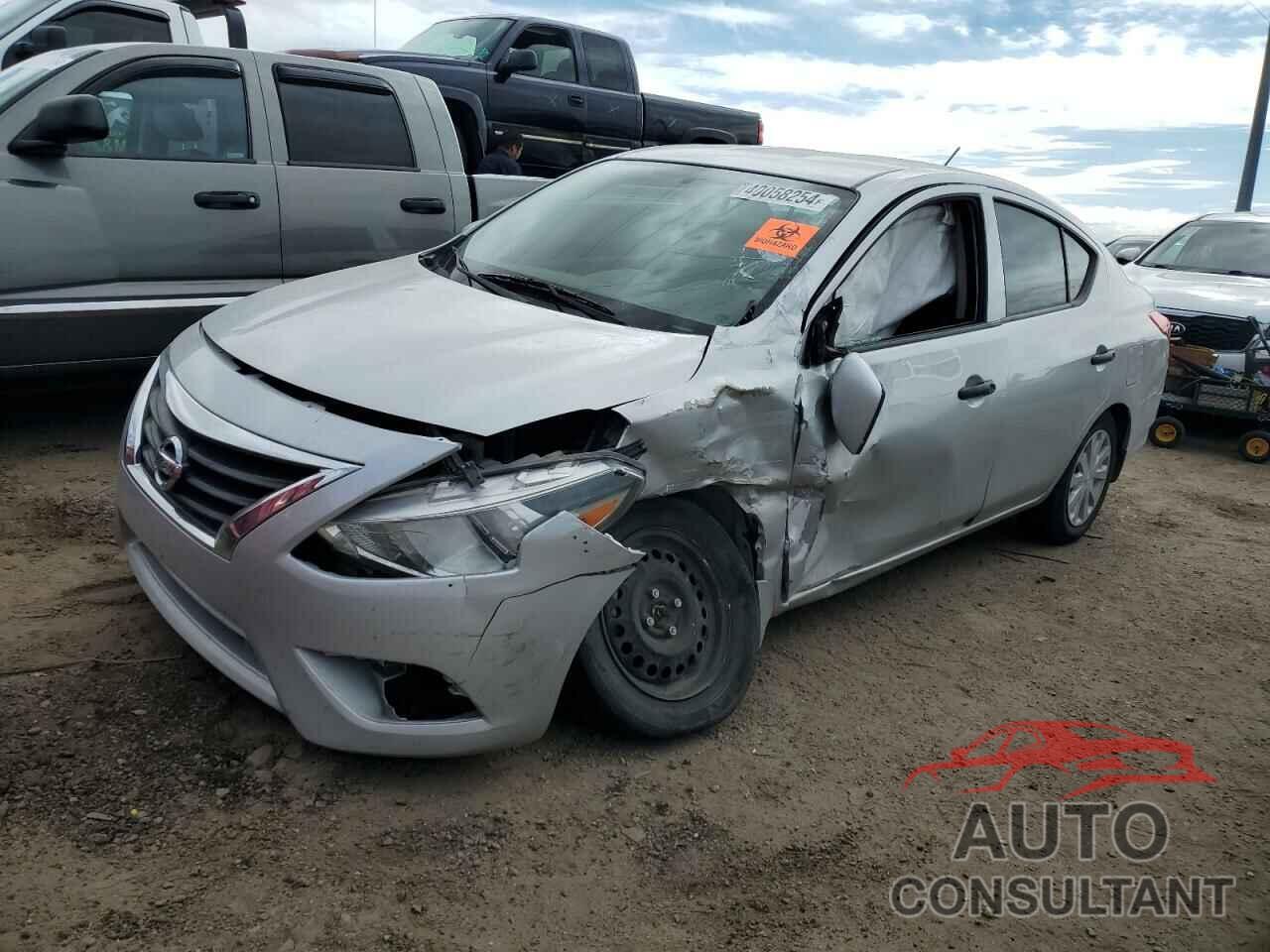 NISSAN VERSA 2018 - 3N1CN7AP7JL856986