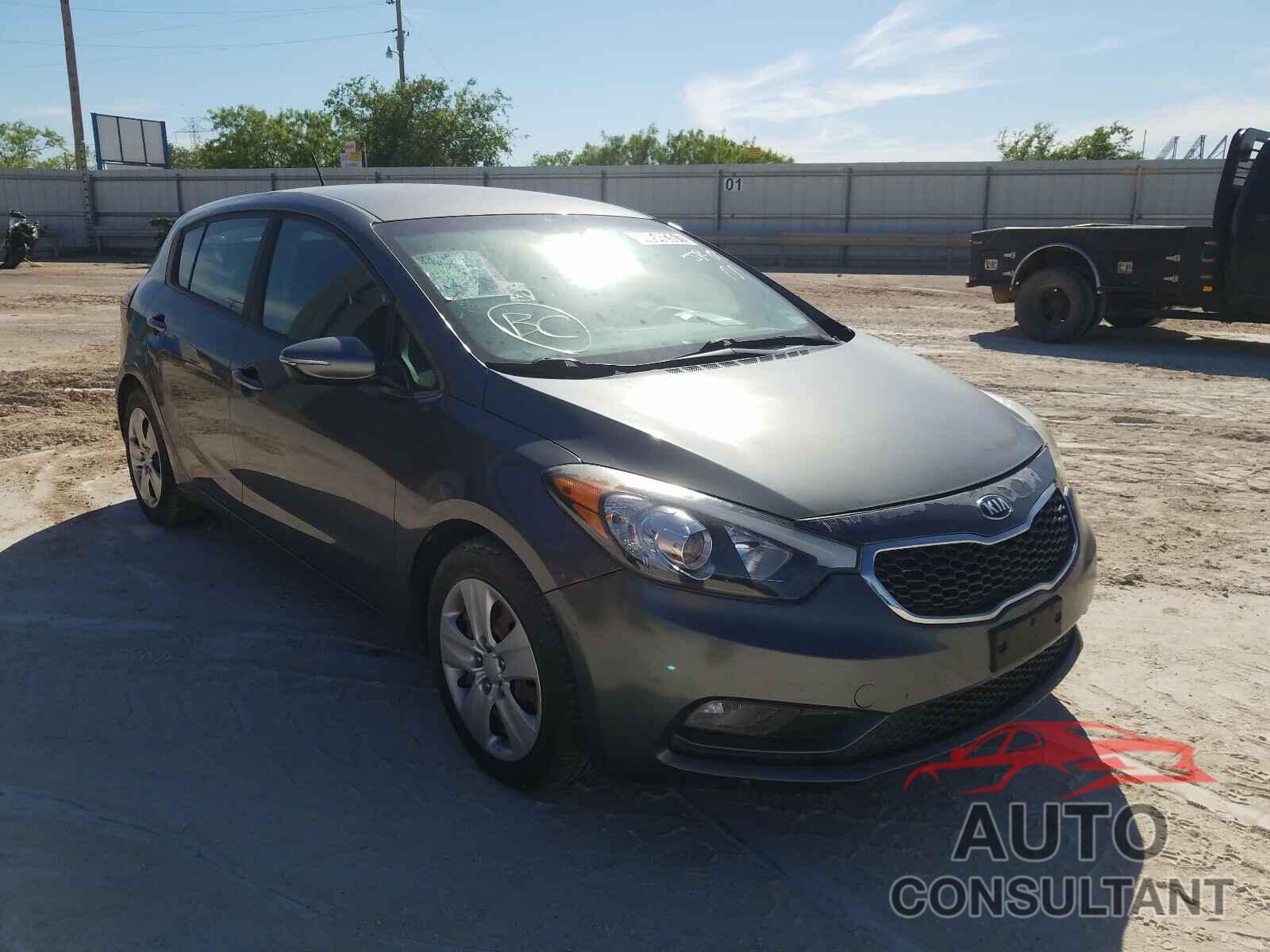 KIA FORTE 2016 - KNAFK5A82G5574390