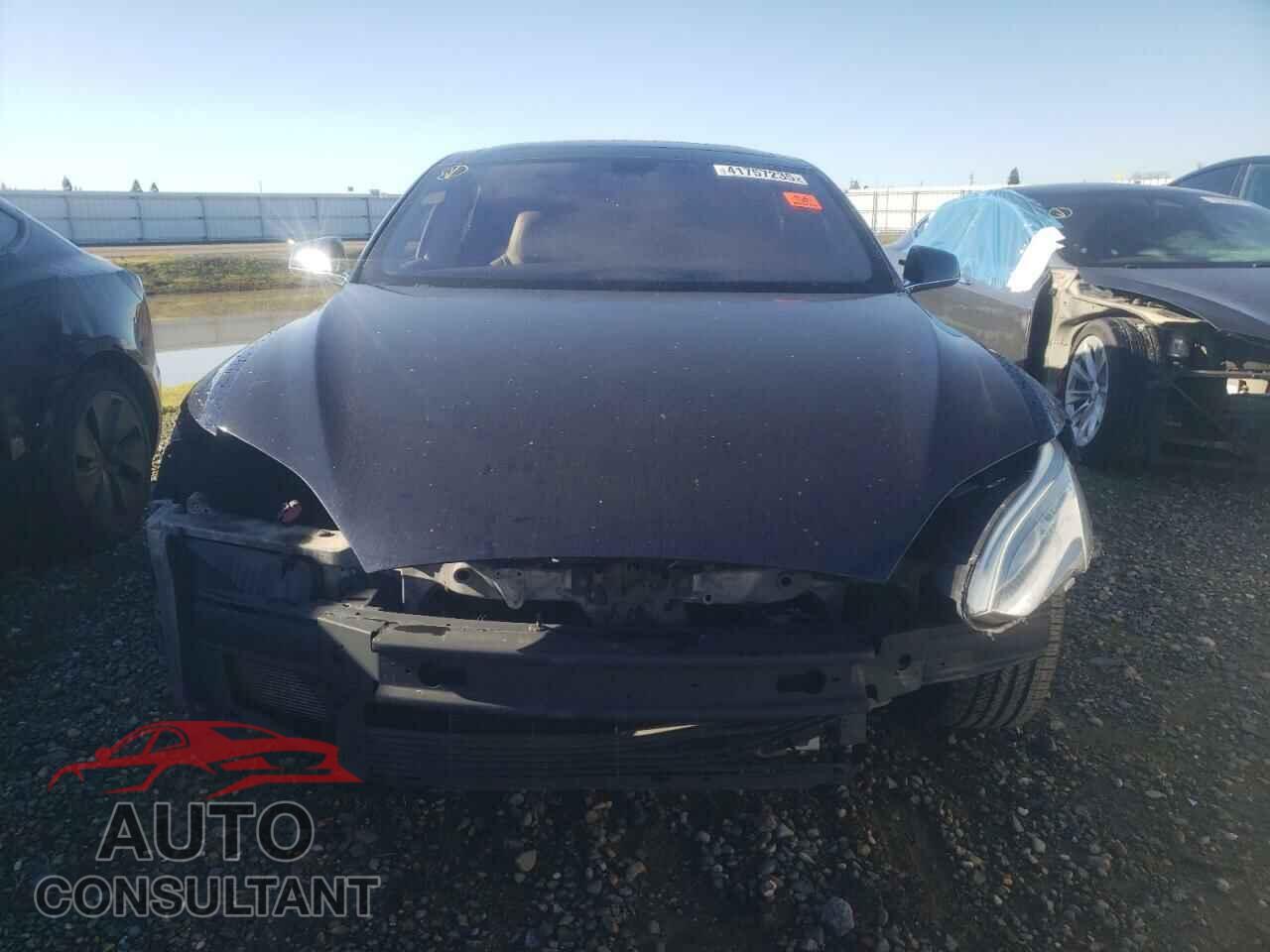 TESLA MODEL S 2013 - 5YJSA1CG2DFP07581