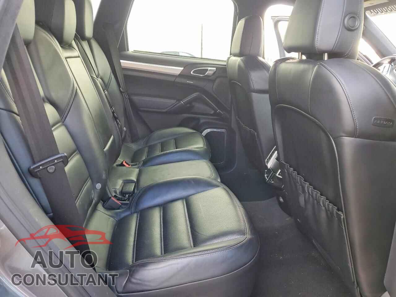 PORSCHE CAYENNE 2011 - WP1AC2A23BLA81809