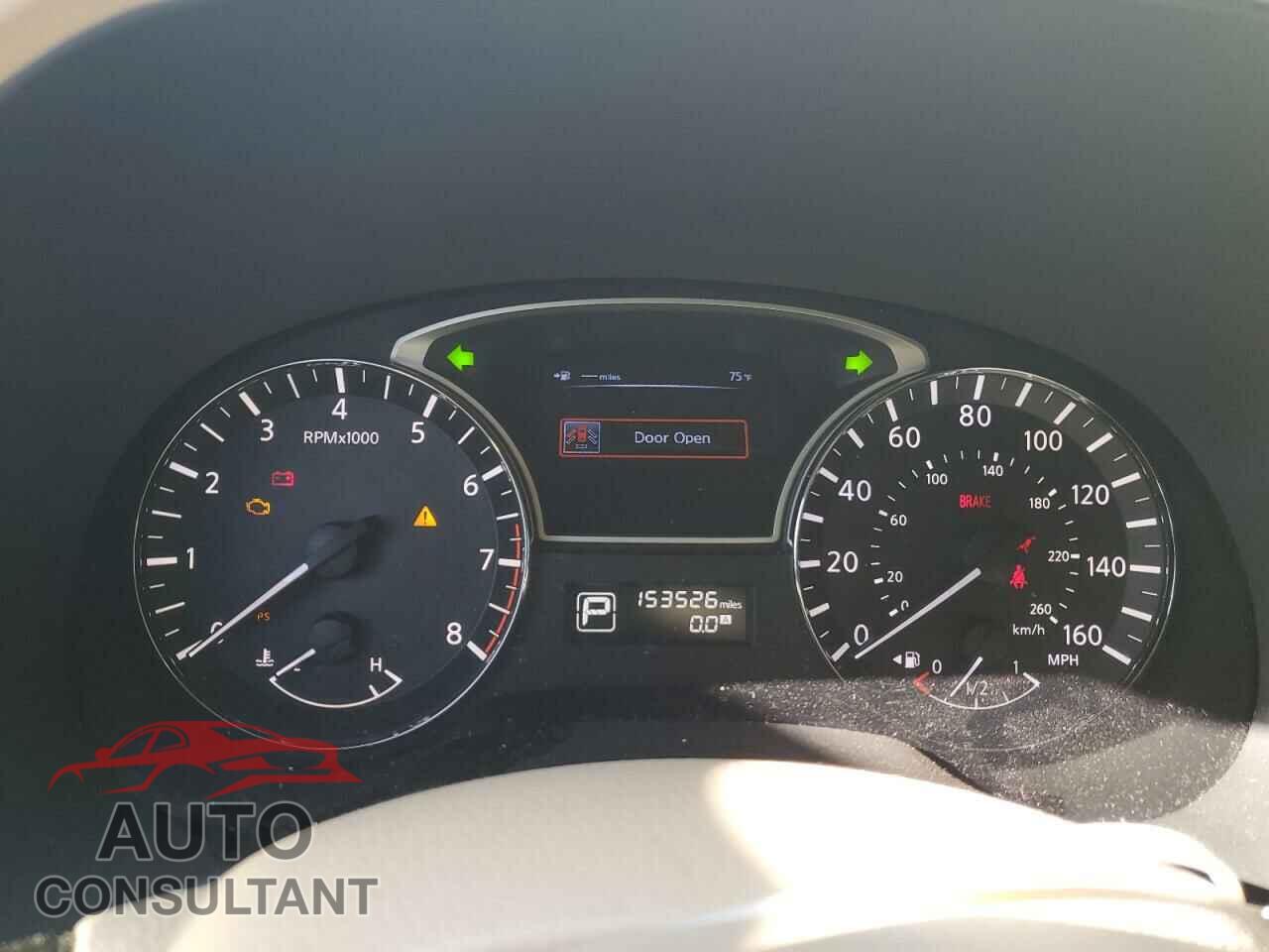 NISSAN PATHFINDER 2013 - 5N1AR2MN2DC644739