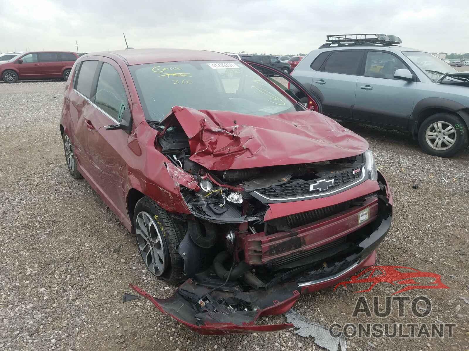 CHEVROLET SONIC 2018 - 1G1JD6SB4J4139982