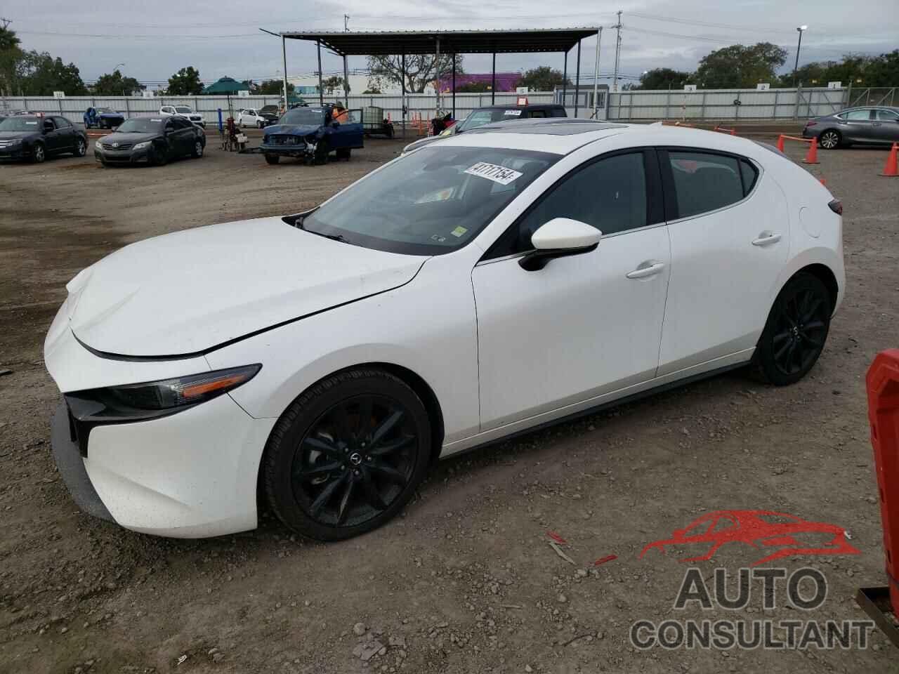 MAZDA 3 2019 - JM1BPBNM6K1142118