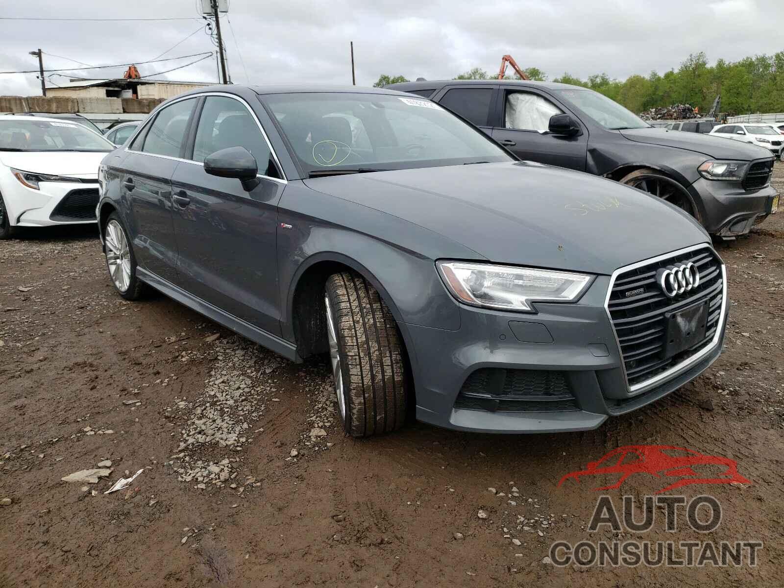 AUDI A3 2017 - WAUJ8GFF2H1044473