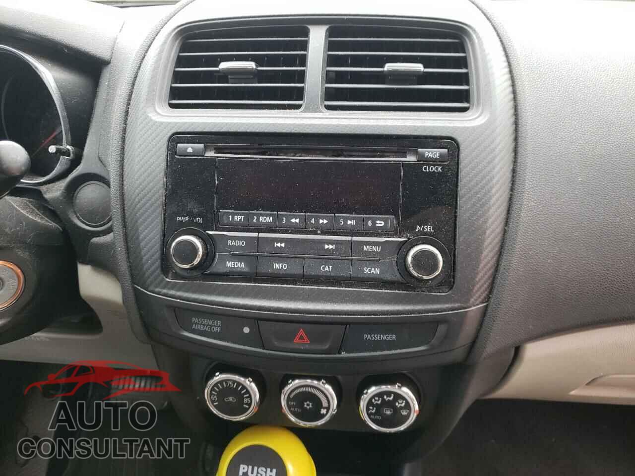 MITSUBISHI OUTLANDER 2017 - JA4AP3AU4HZ004606