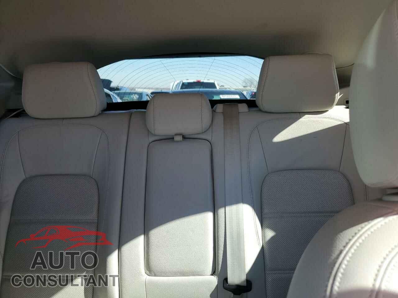 PORSCHE CAYENNE 2016 - WP1AA2A20GLA11455