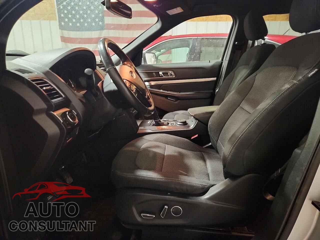 FORD EXPLORER 2018 - 1FM5K8D80JGB47924