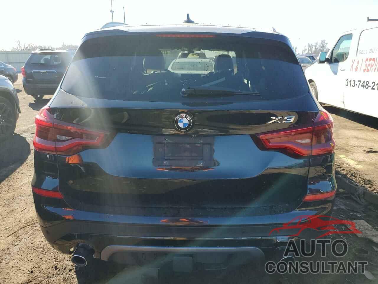 BMW X3 2018 - 5UXTR9C52JLD58989