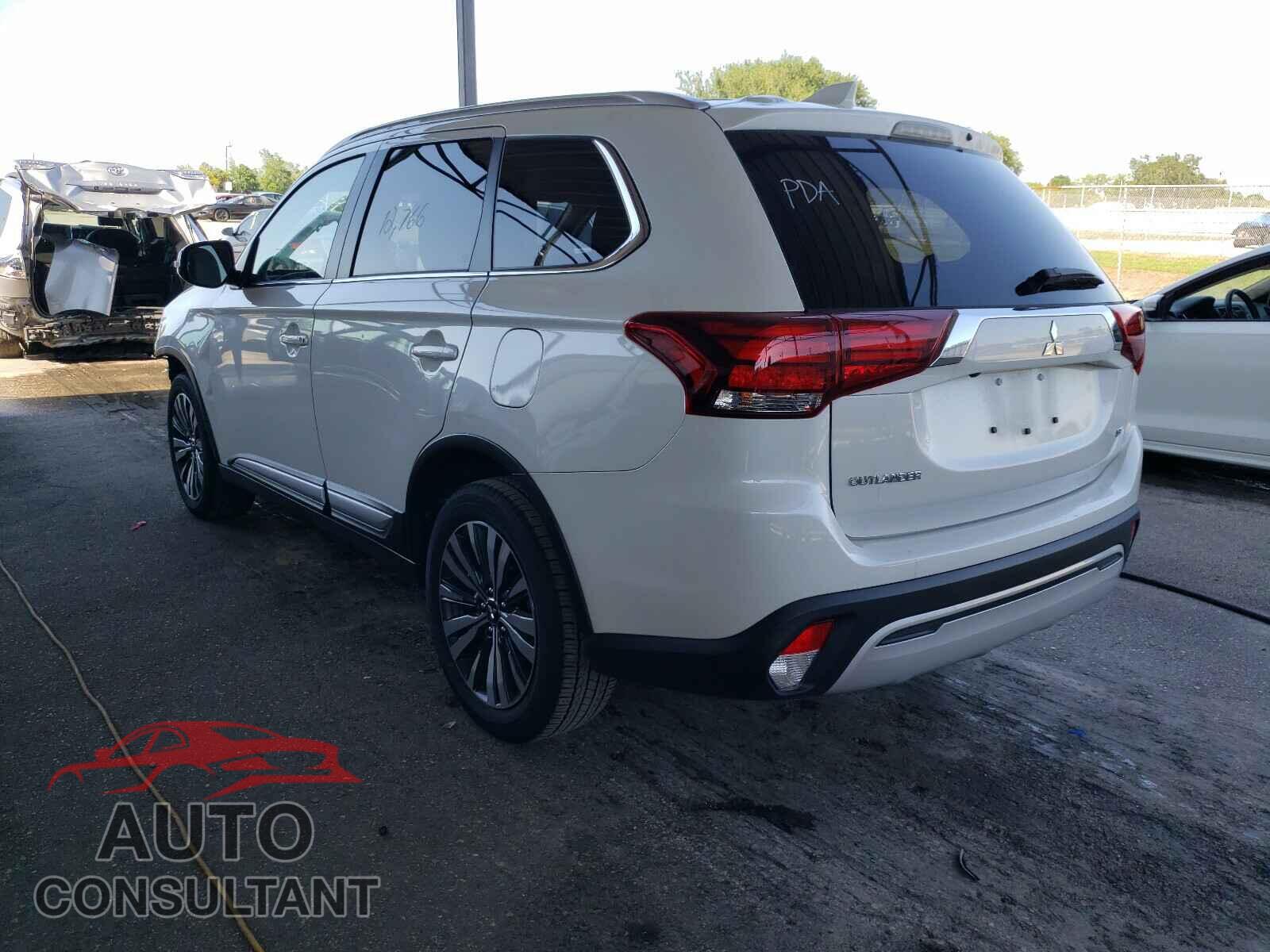 MITSUBISHI OUTLANDER 2020 - JA4AD3A37LZ028293