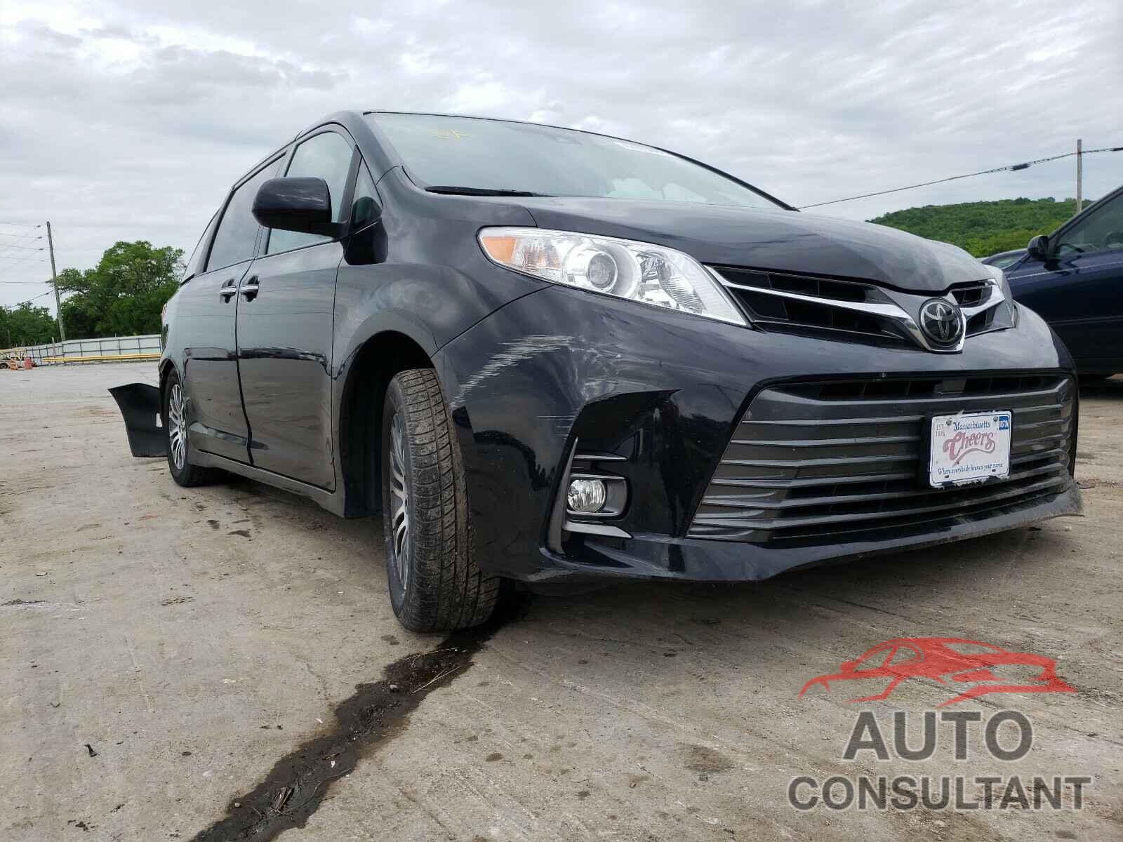 TOYOTA SIENNA 2018 - 5TDYZ3DC9JS909464