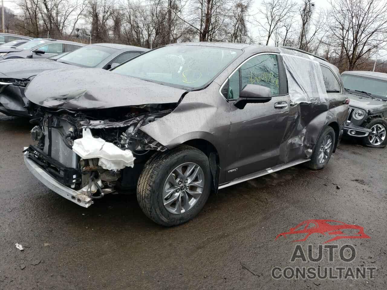 TOYOTA SIENNA 2021 - 5TDYSKFCXMS036551