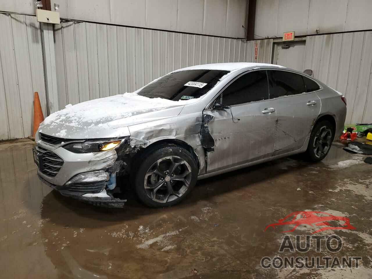 CHEVROLET MALIBU 2021 - 1G1ZD5ST2MF050457