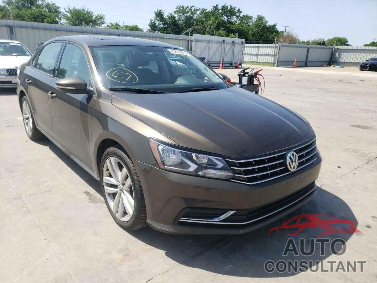 VOLKSWAGEN PASSAT 2019 - 1VWLA7A31KC013351