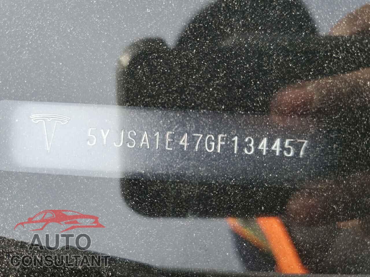 TESLA MODEL S 2016 - 5YJSA1E47GF134457