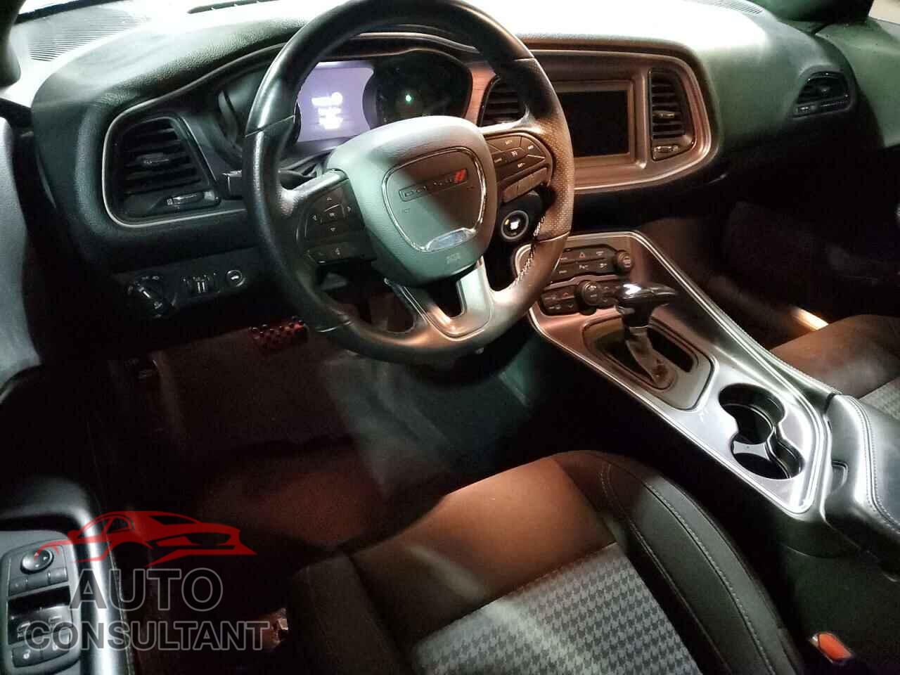 DODGE CHALLENGER 2018 - 2C3CDZBT6JH333740