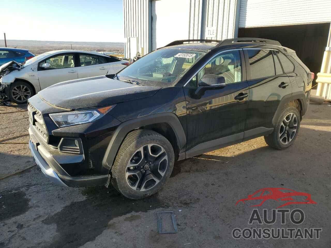 TOYOTA RAV4 2021 - 2T3J1RFV3MW195361