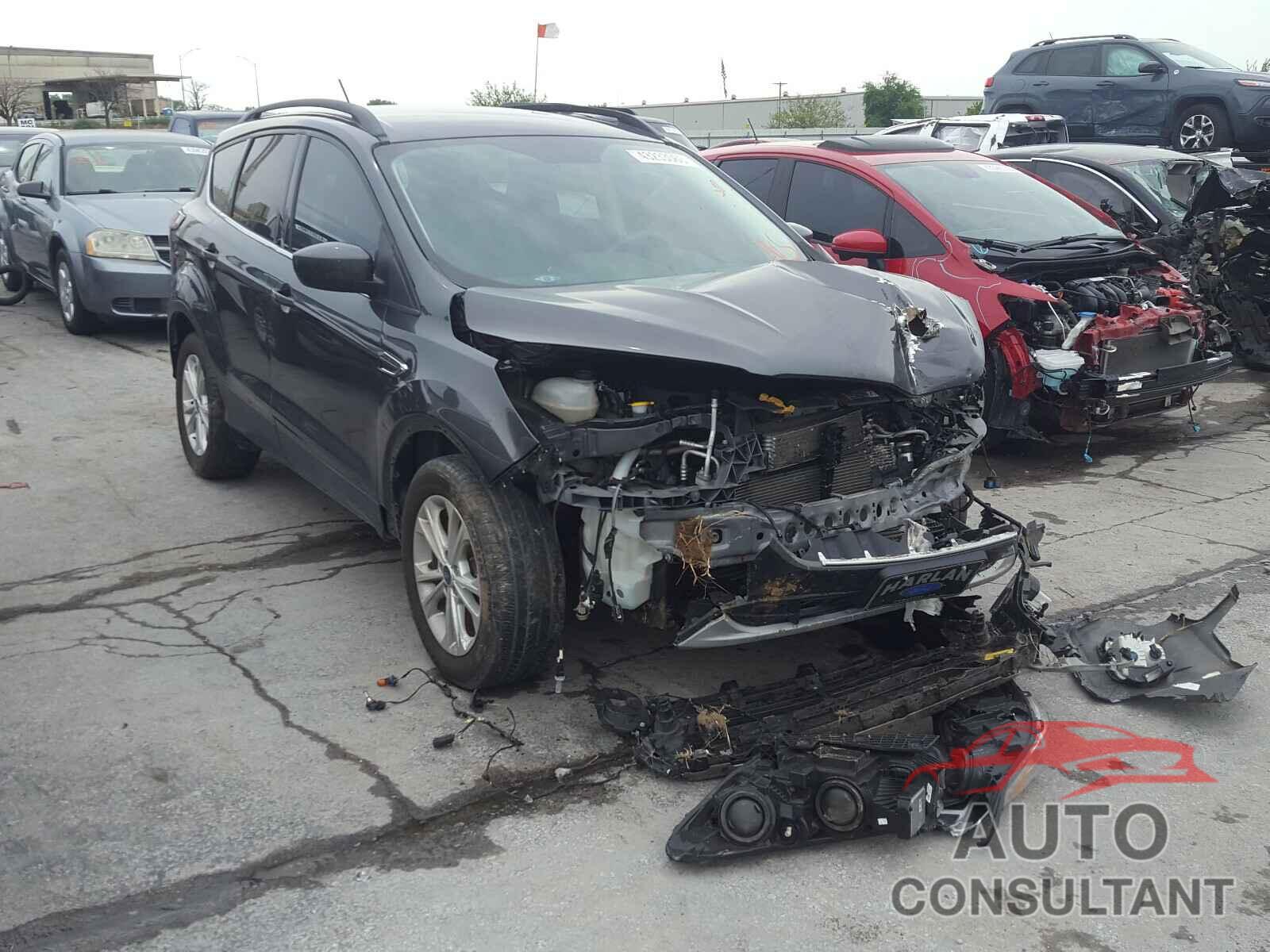 FORD ESCAPE 2017 - 1FMCU0G98HUC48745