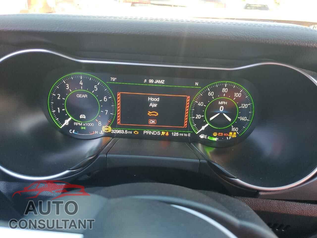 FORD MUSTANG 2018 - 1FA6P8CF7J5128878