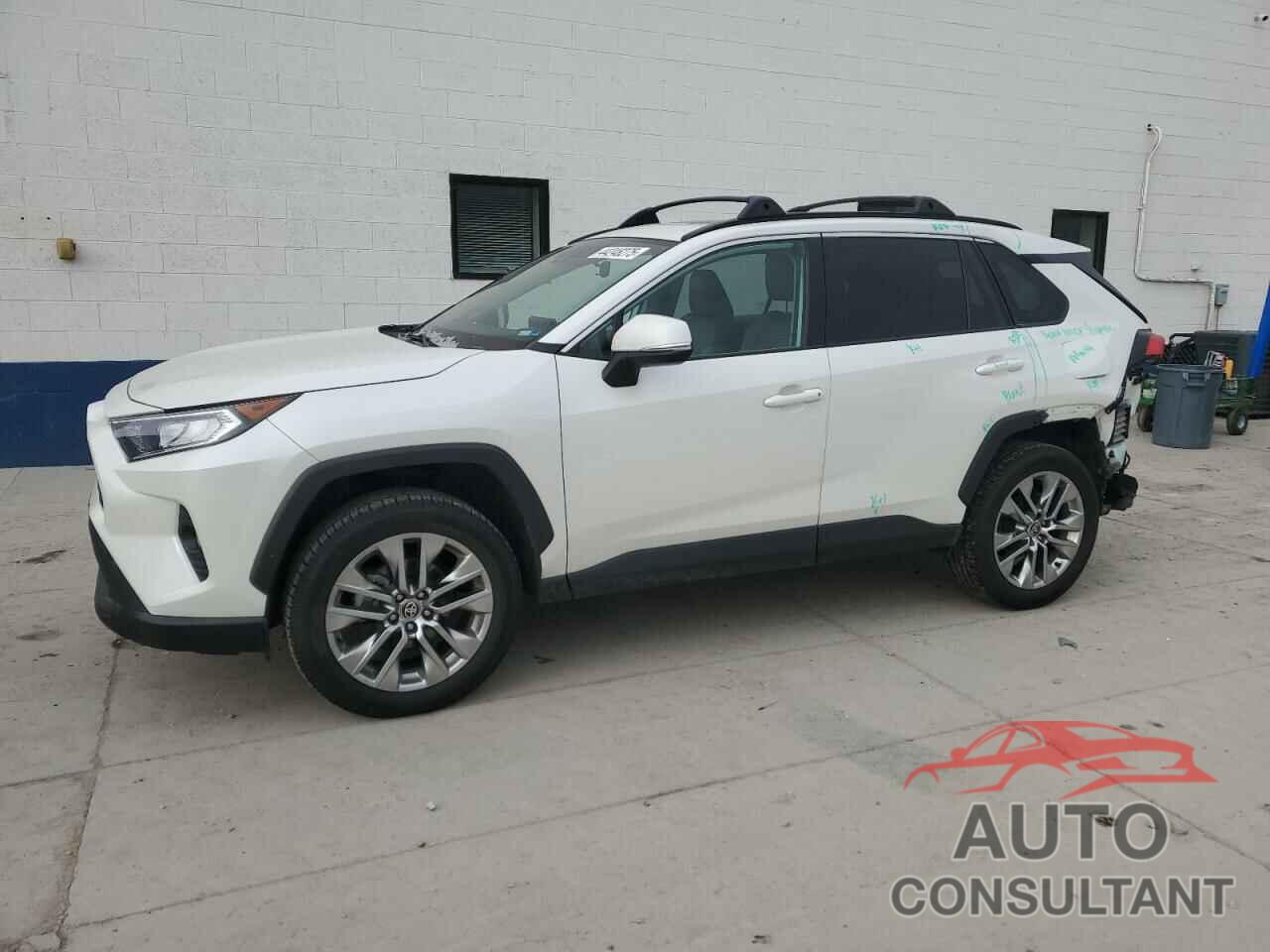 TOYOTA RAV4 2021 - 2T3A1RFV6MW241894