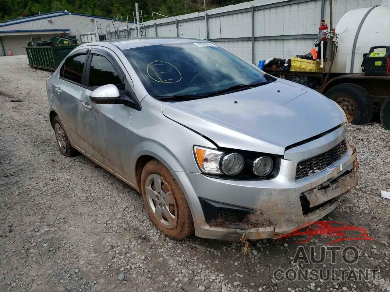 CHEVROLET SONIC 2016 - 1G1JA5SH4G4126293