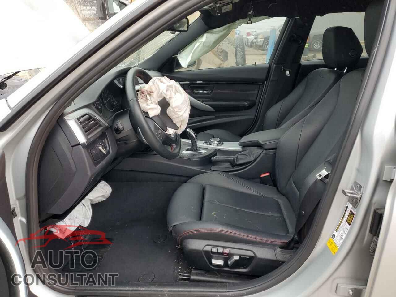 BMW 3 SERIES 2016 - WBA8E9G55GNU29218