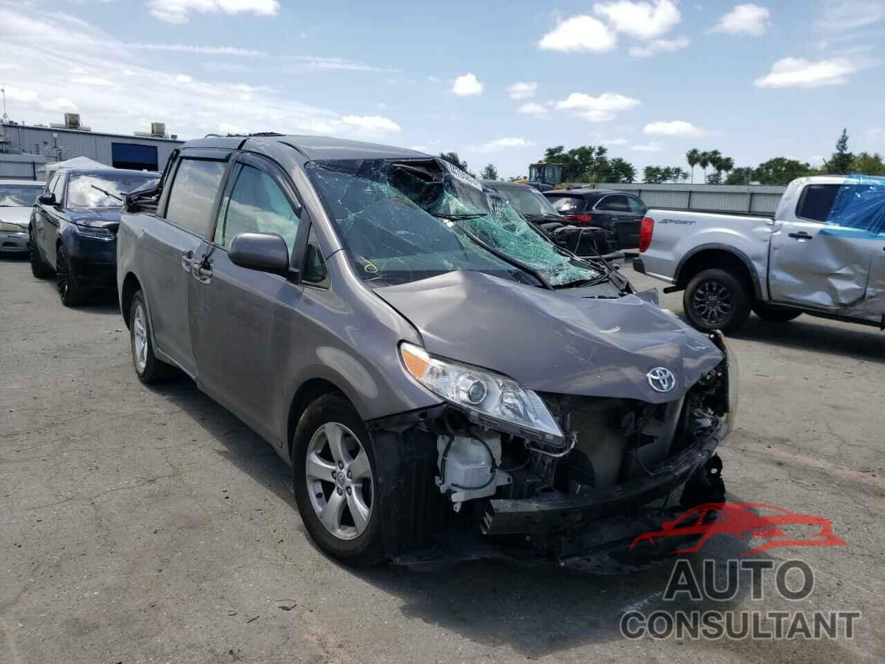 TOYOTA SIENNA 2016 - 5TDKK3DC5GS731863