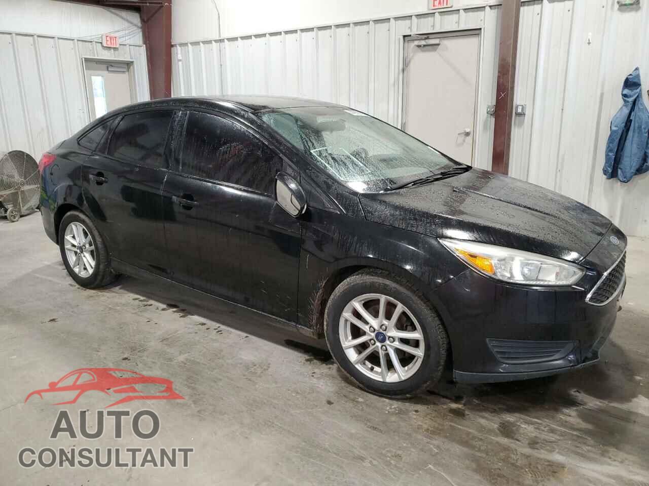 FORD FOCUS 2015 - 1FADP3F28FL310689