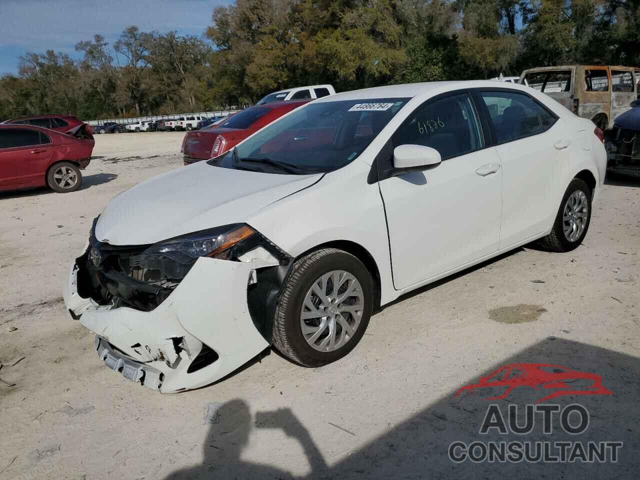 TOYOTA COROLLA 2018 - 5YFBURHE1JP842967