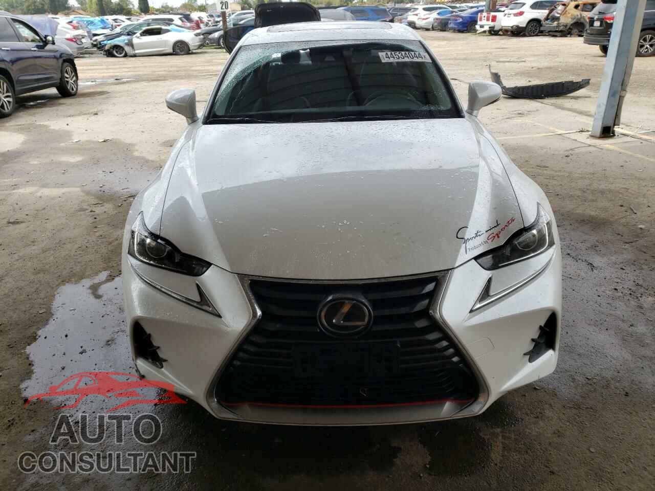 LEXUS IS 2020 - JTHDA1D27L5106869