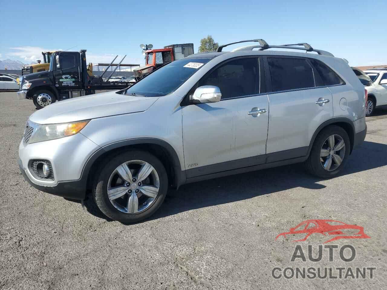 KIA SORENTO 2013 - 5XYKUDA28DG326049