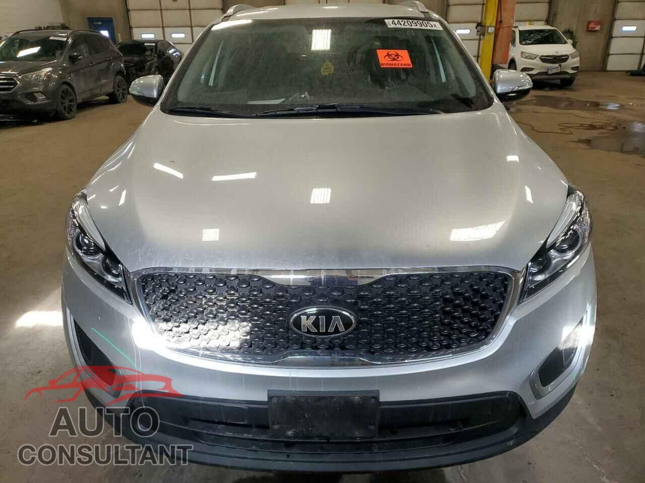KIA SORENTO 2017 - 5XYPGDA52HG334256
