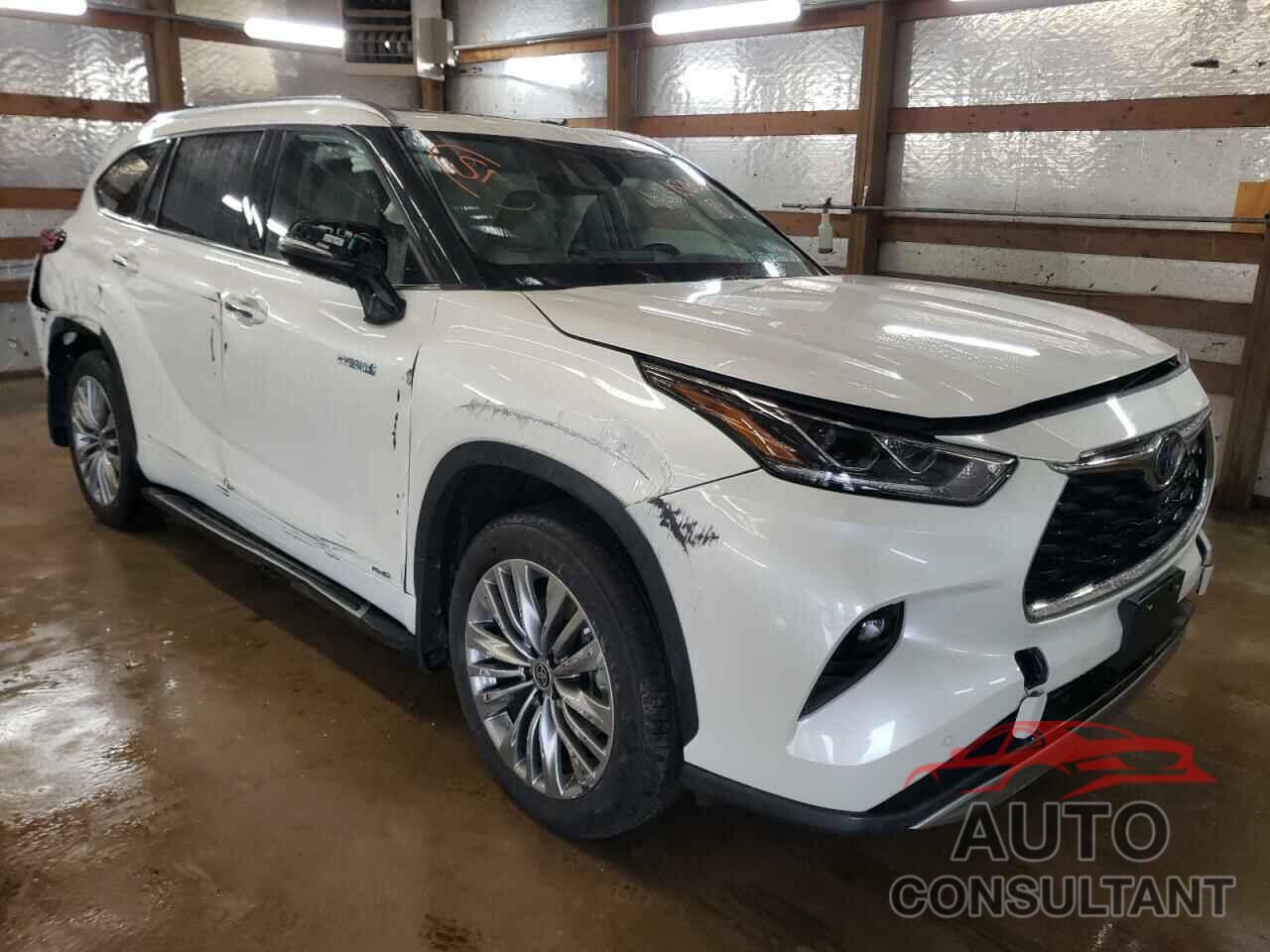 TOYOTA HIGHLANDER 2021 - 5TDEBRCH9MS016674