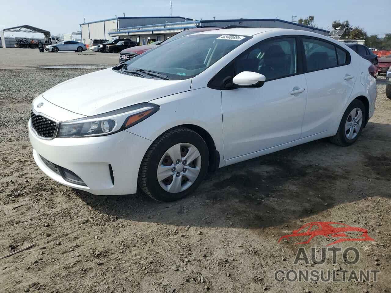 KIA FORTE 2018 - 3KPFL4A71JE181719
