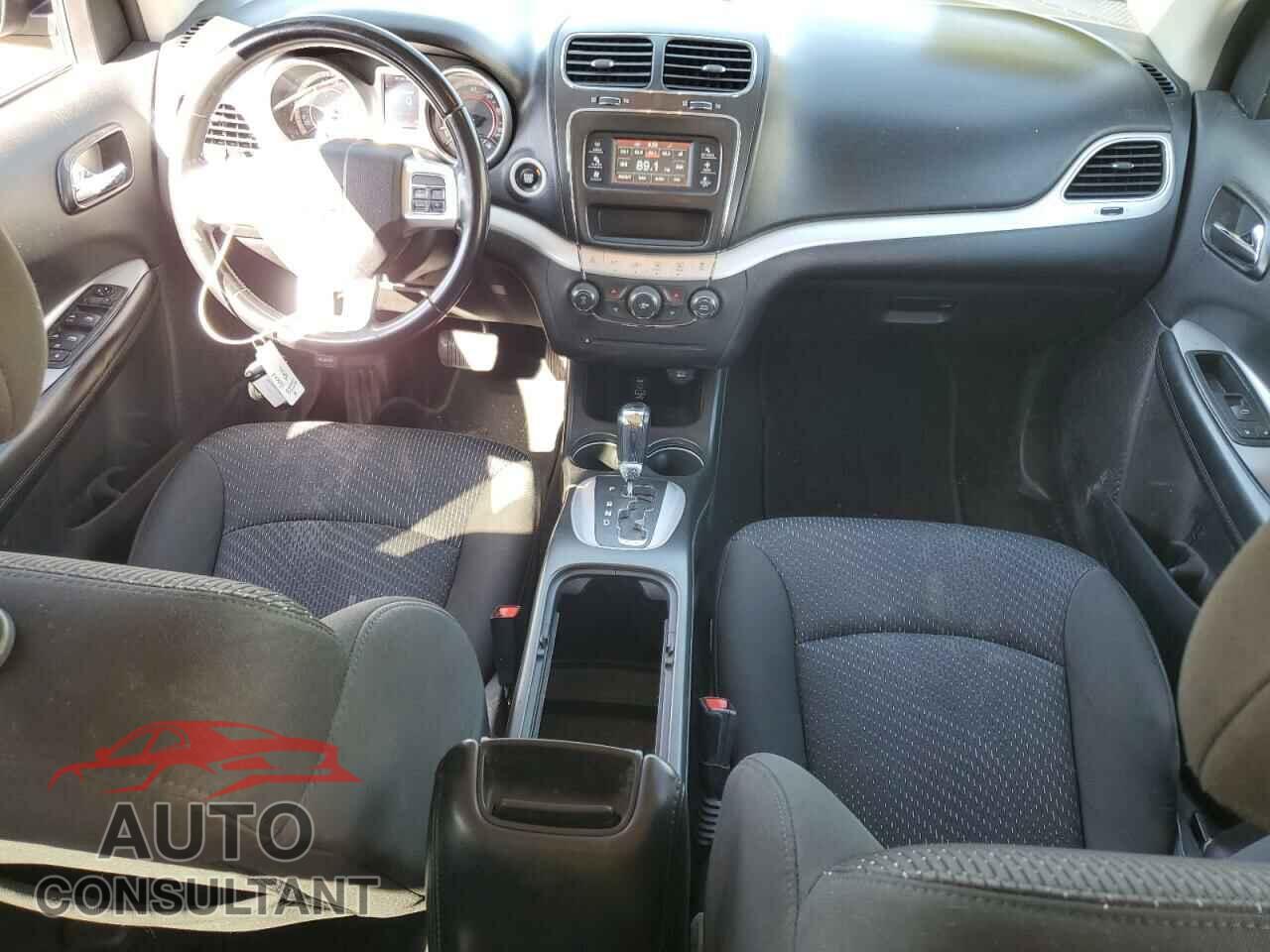 DODGE JOURNEY 2019 - 3C4PDCBB9KT833806