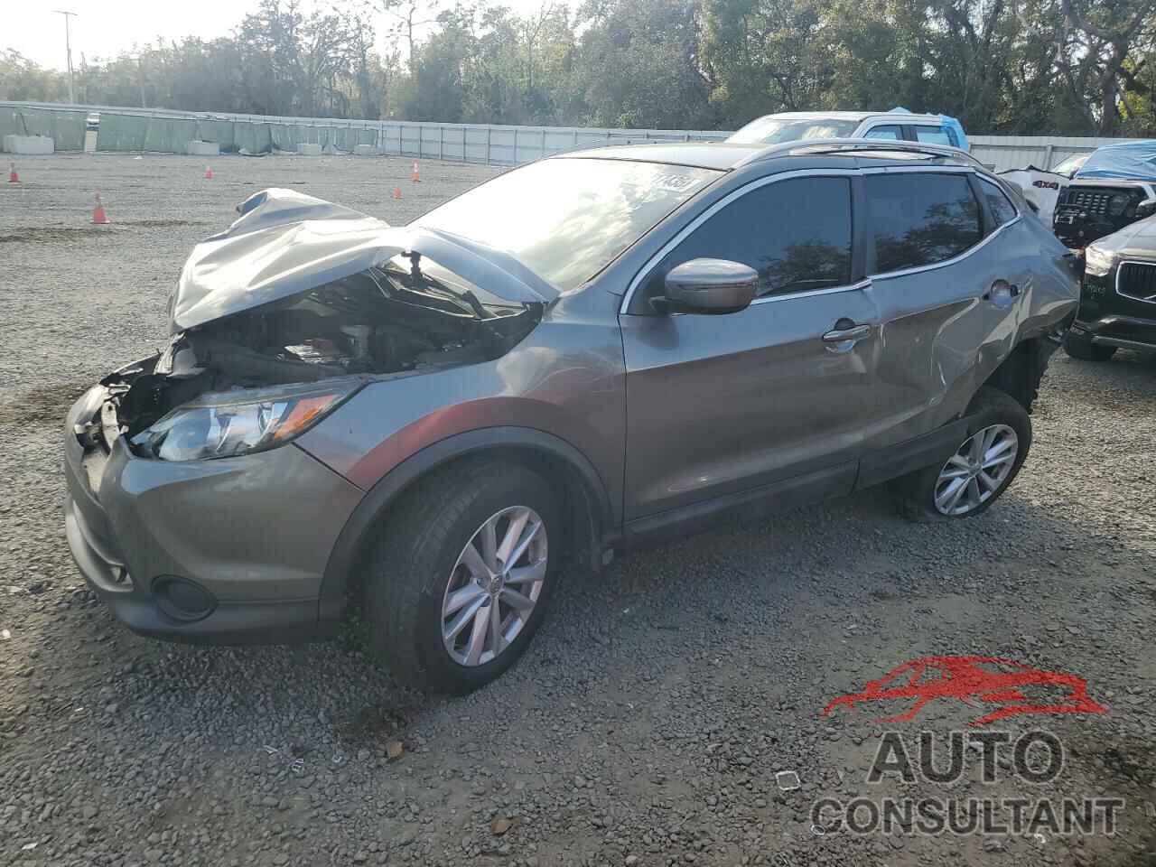 NISSAN ROGUE 2018 - JN1BJ1CP0JW101982