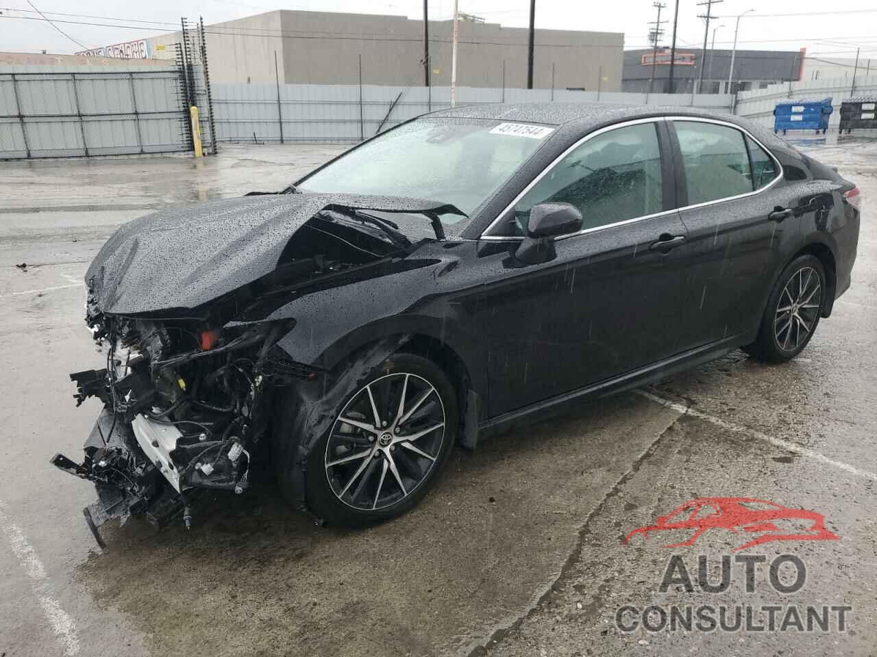 TOYOTA CAMRY 2023 - 4T1G11AK0PU741247