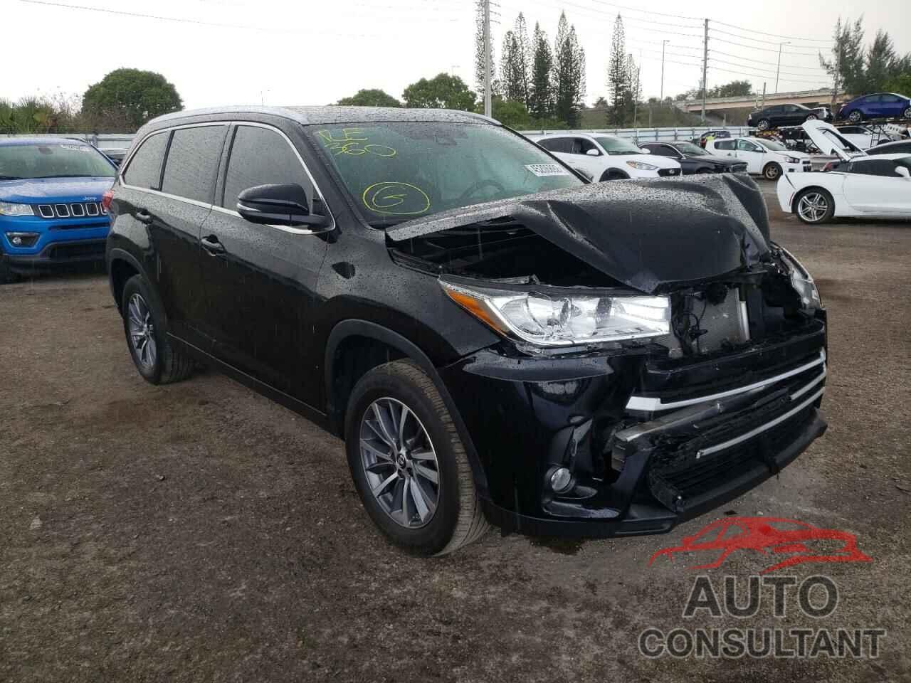 TOYOTA HIGHLANDER 2019 - 5TDKZRFH5KS568373