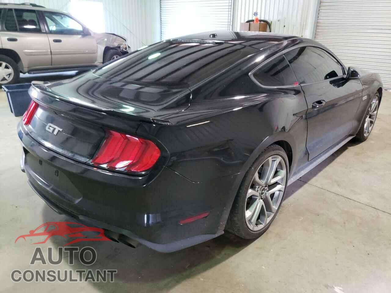 FORD MUSTANG 2018 - 1FA6P8CF1J5163075