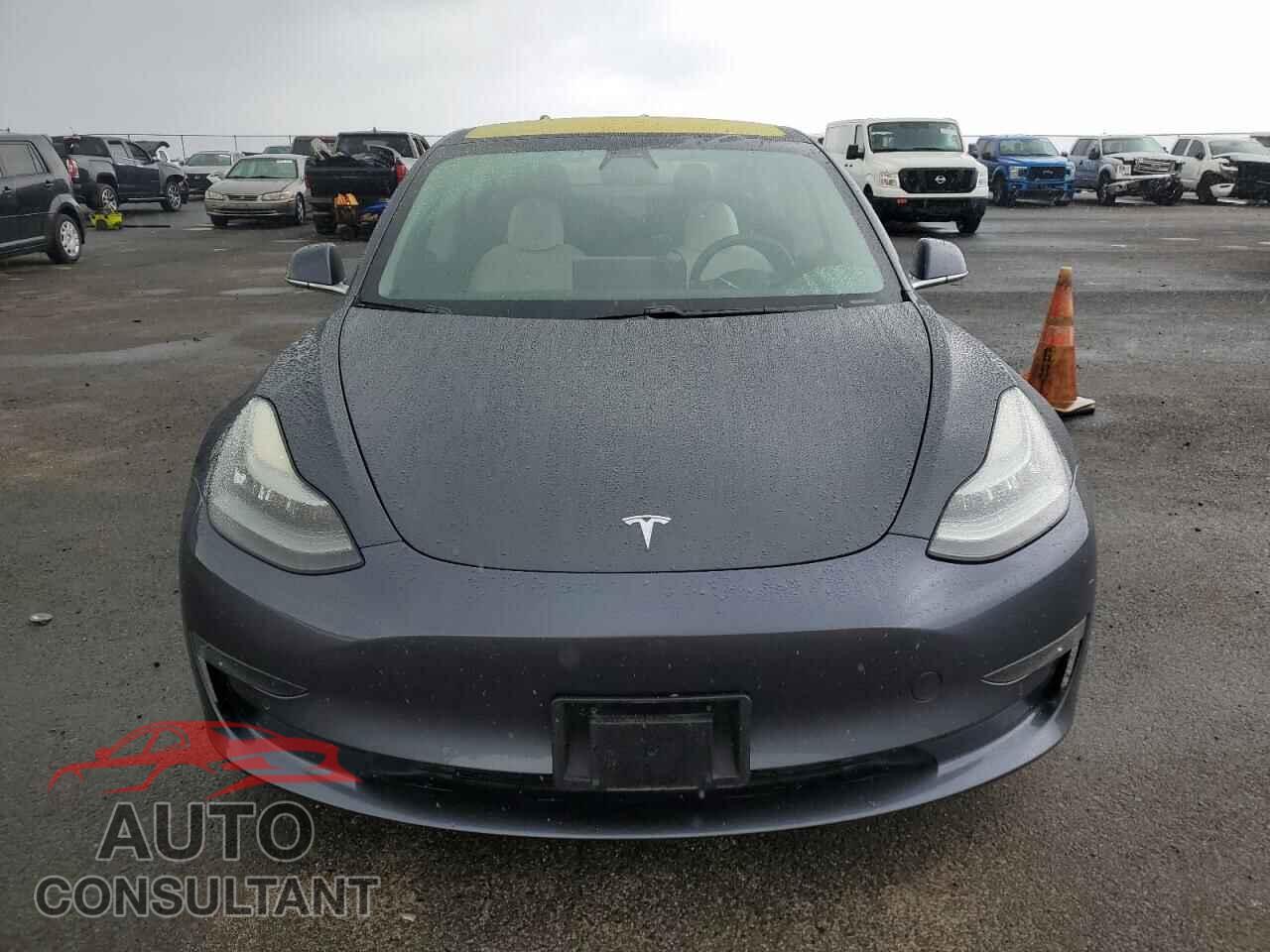 TESLA MODEL 3 2018 - 5YJ3E1EA1JF009430