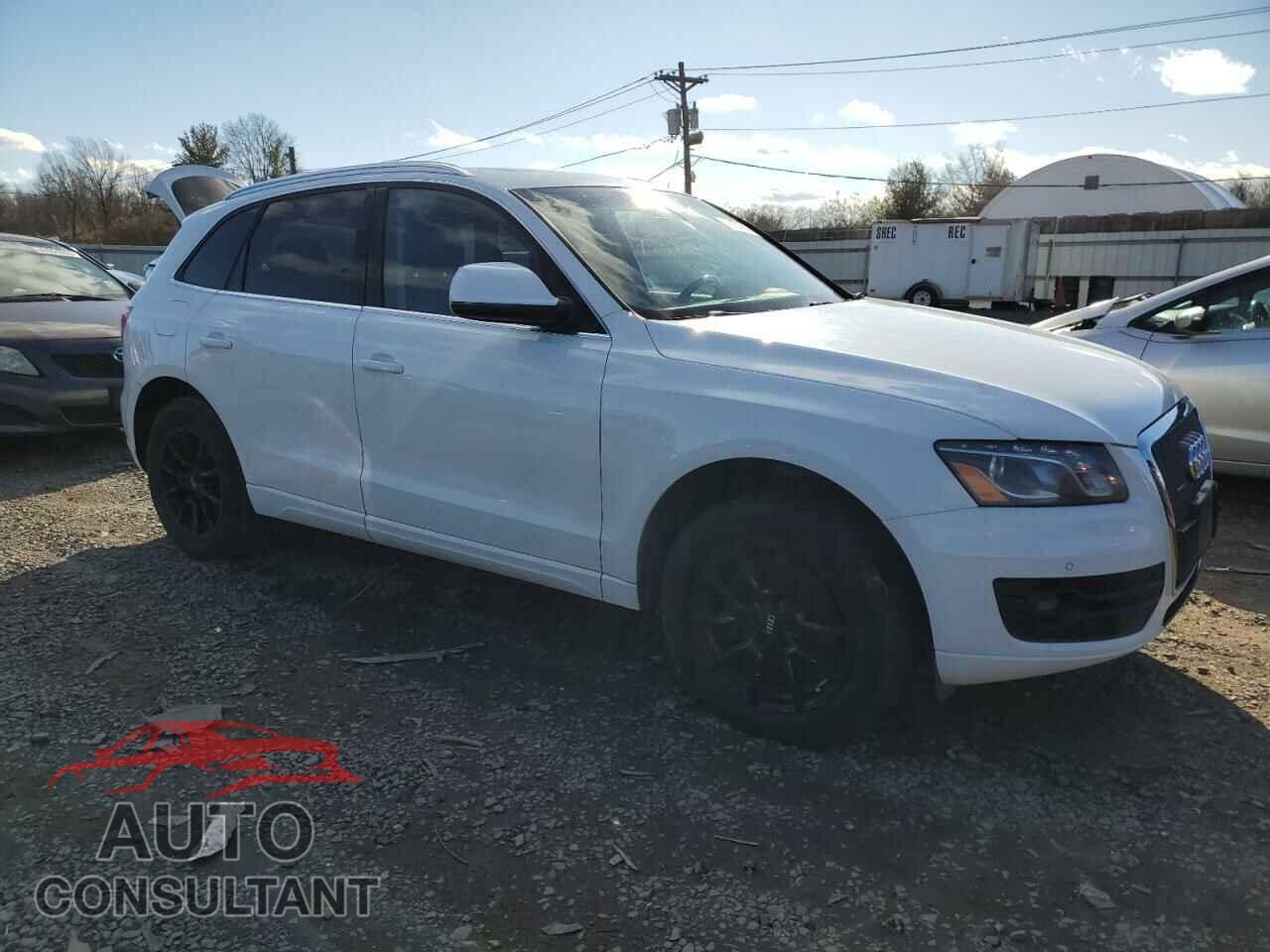 AUDI Q5 2012 - WA1LFAFP2CA098477