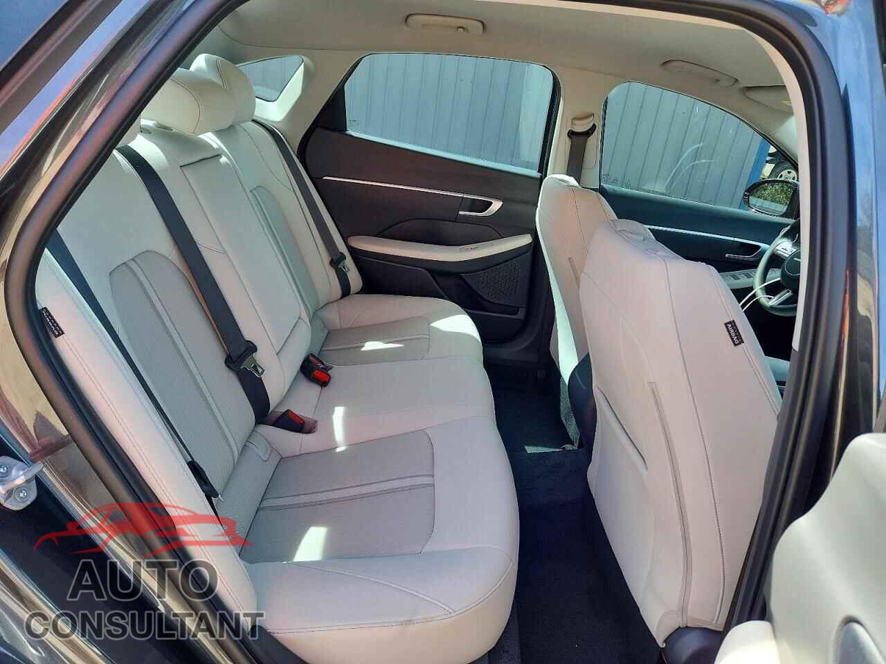 HYUNDAI SONATA 2024 - KMHL64JA8RA397471